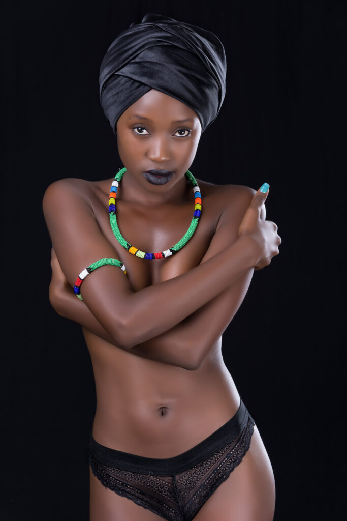 Millicent, hot5, website