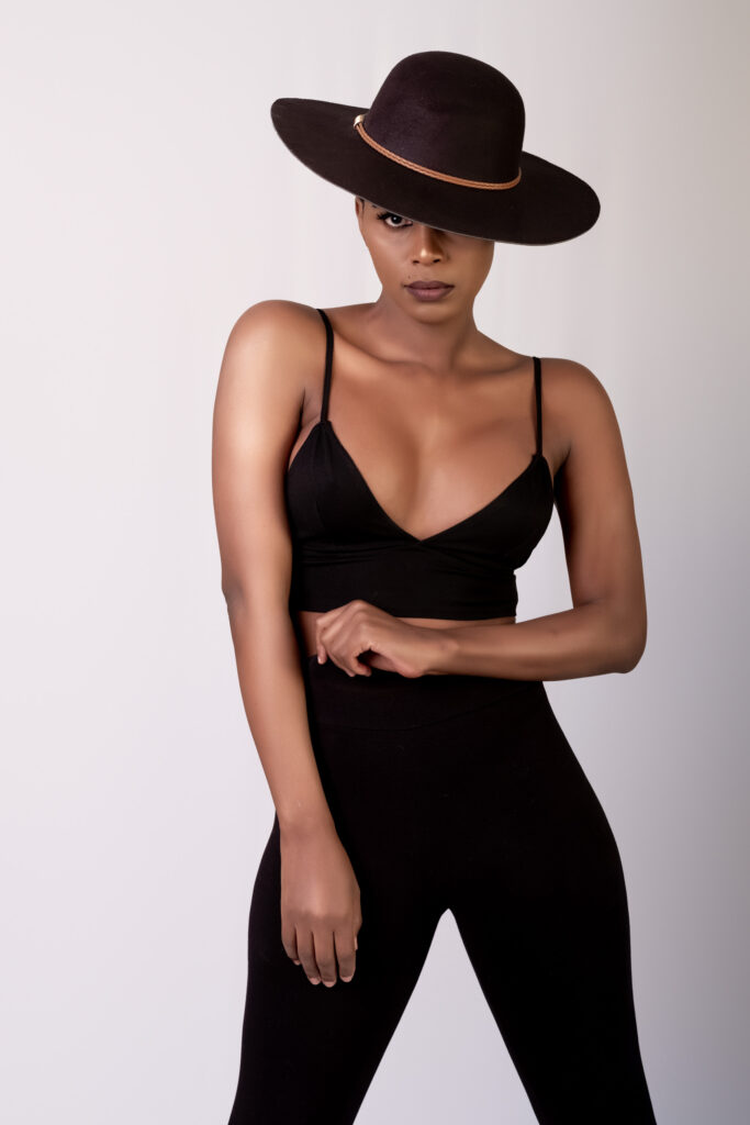 Clair de Noir, fashion, website